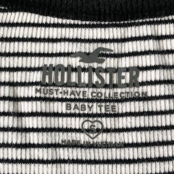 Hollister Must Have Collection Baby Tee White W/black Stripes Size Small - Picture 4 of 16